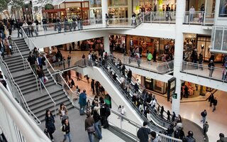 Einkaufszentrum / shopping center