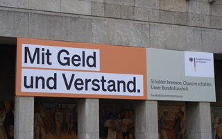 [Translate to Deutsch:] 