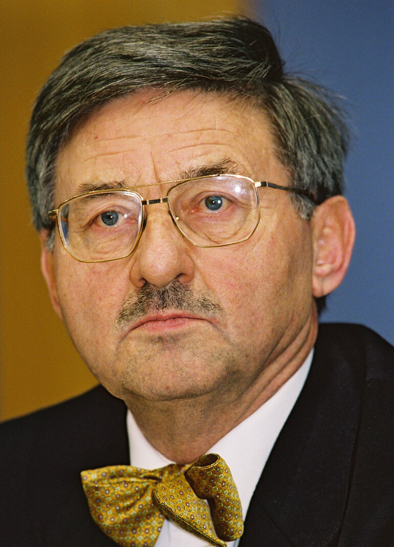Horst Siebert