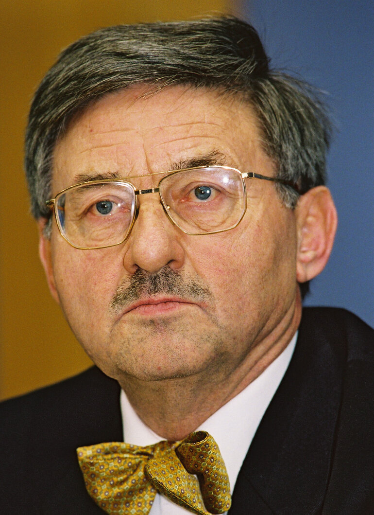 Horst Siebert