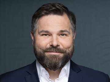 Dr. Claus Michelsen