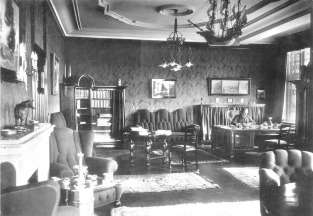 Bernhard Harms in his office